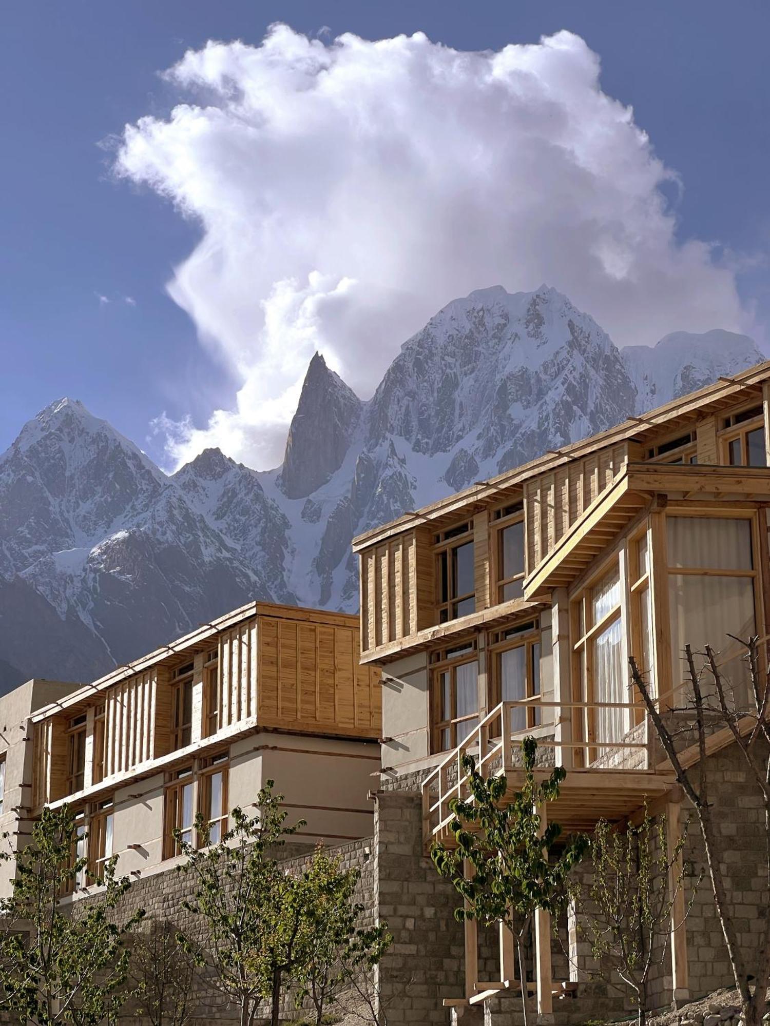 The Rihla Hunza - Managed By Luxus Hotel Karimabad  Exterior photo